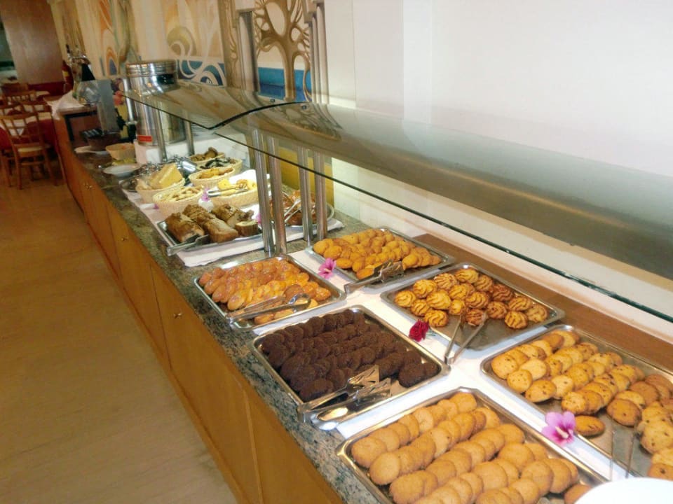 Büffet im Hauptrestaurant TUI KIDS CLUB Alex Beach