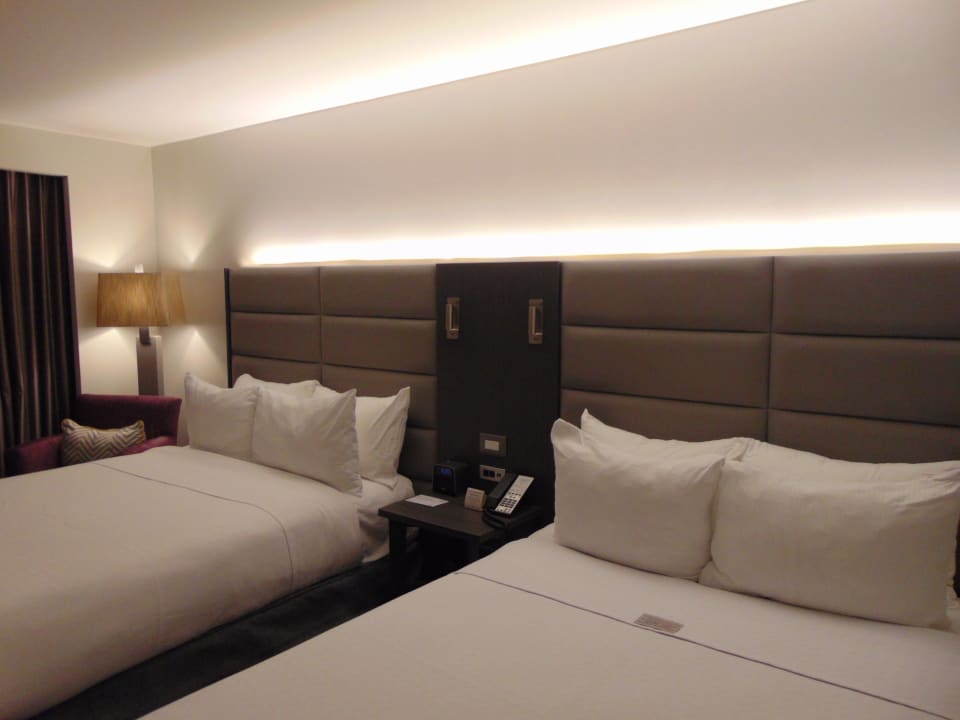 Zimmer Hotel Crowne Plaza San Jose Corobici