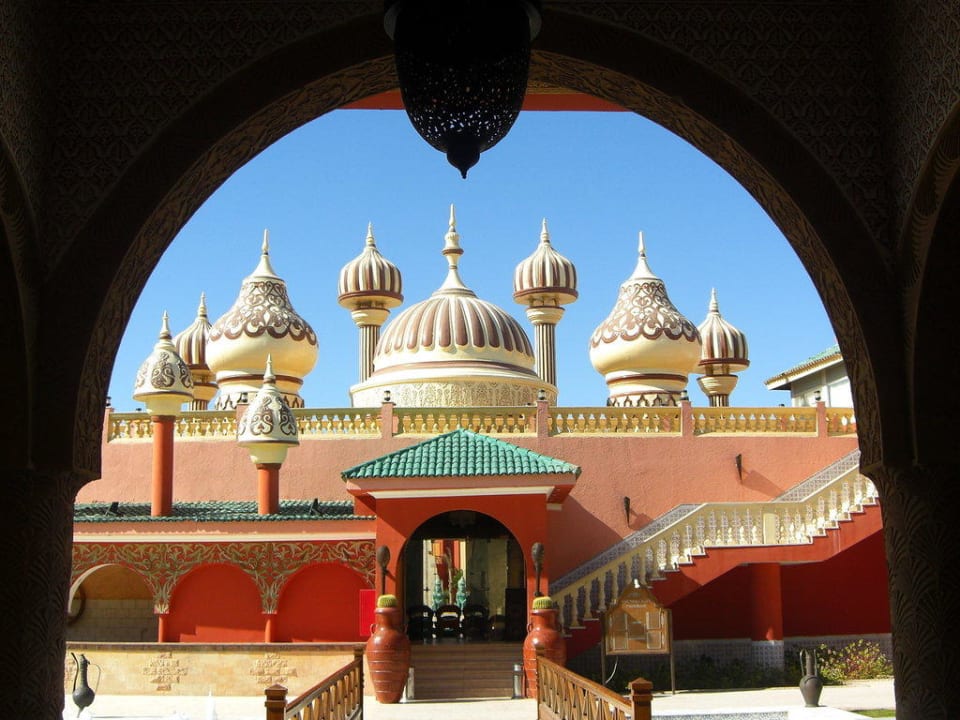 Eingang zur Zuschauertribüne Pickalbatros Alf Leila Wa Leila Resort - Neverland Hurghada