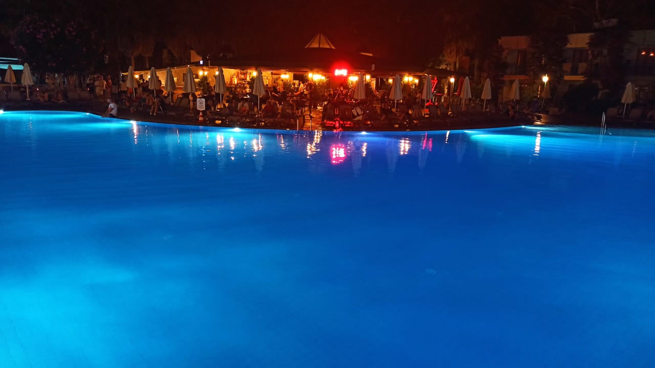 Pool VONRESORT Golden Beach