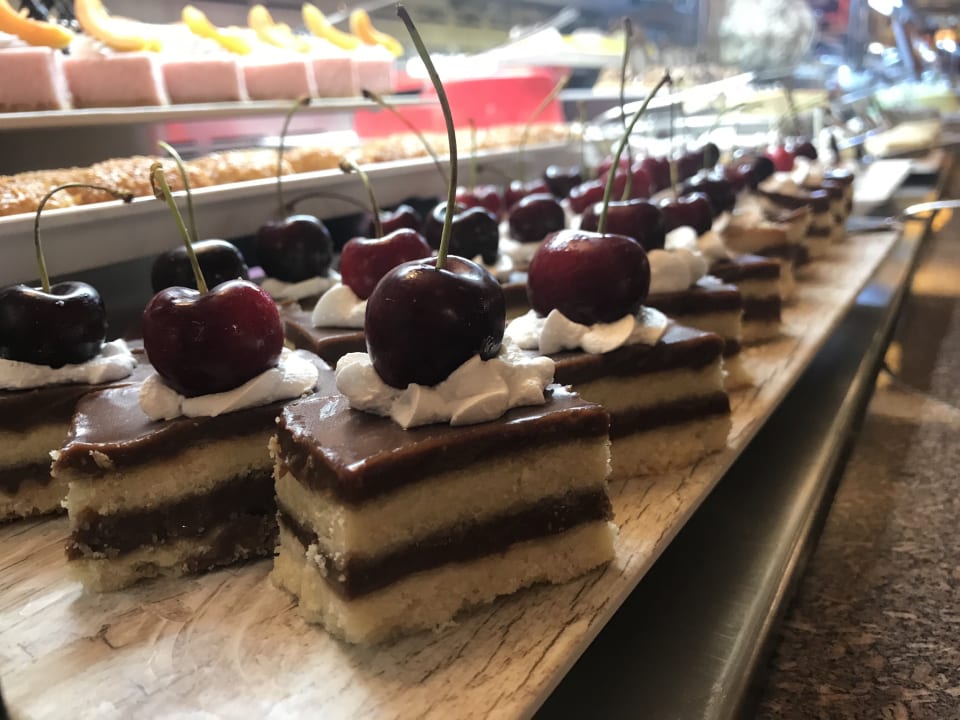 Gastro Club Grand Side