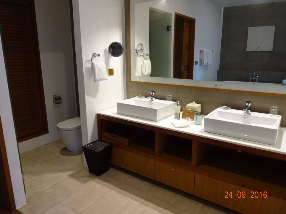 Bad Baros Villa Baros Maldives Resort