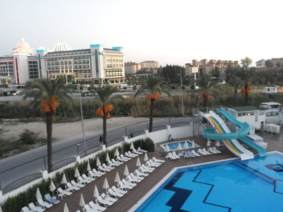 Sicht am Morgen Palm World Side Resort & Spa