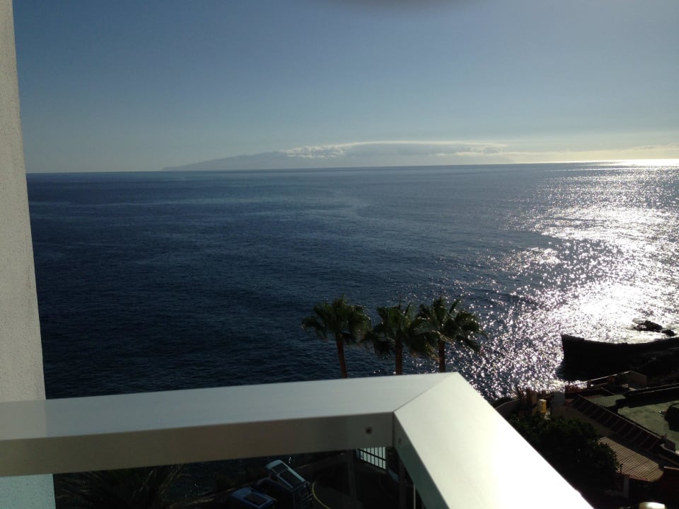 Blick auf die Insel La Gomera TUI BLUE Los Gigantes