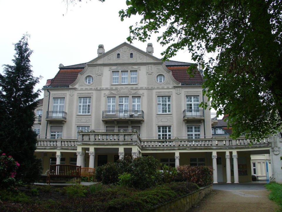 Eingang Hotel Badehof