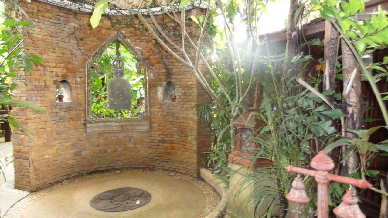 Weg zu den Zimmern Hotel Sawasdee Village