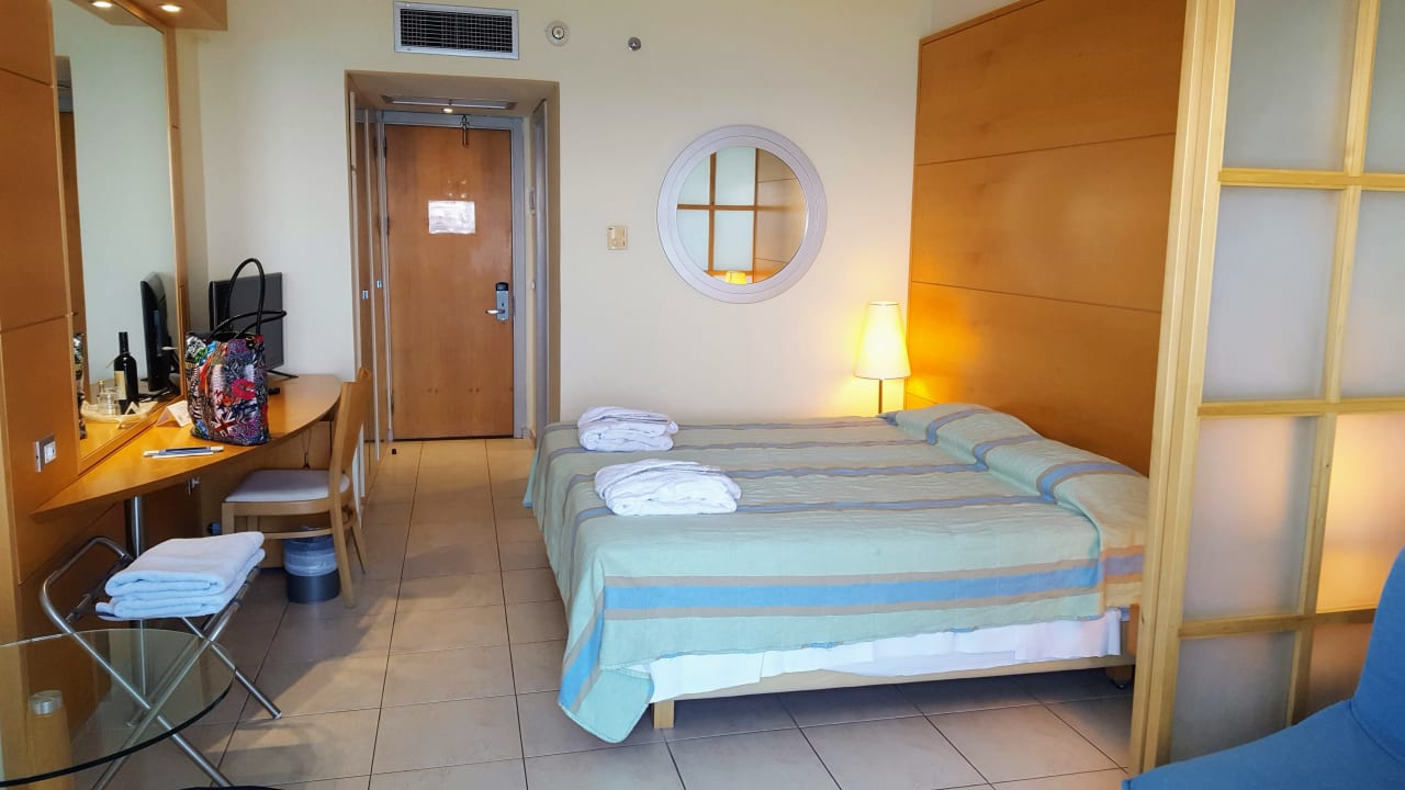Zimmer Hotel Calypso Beach