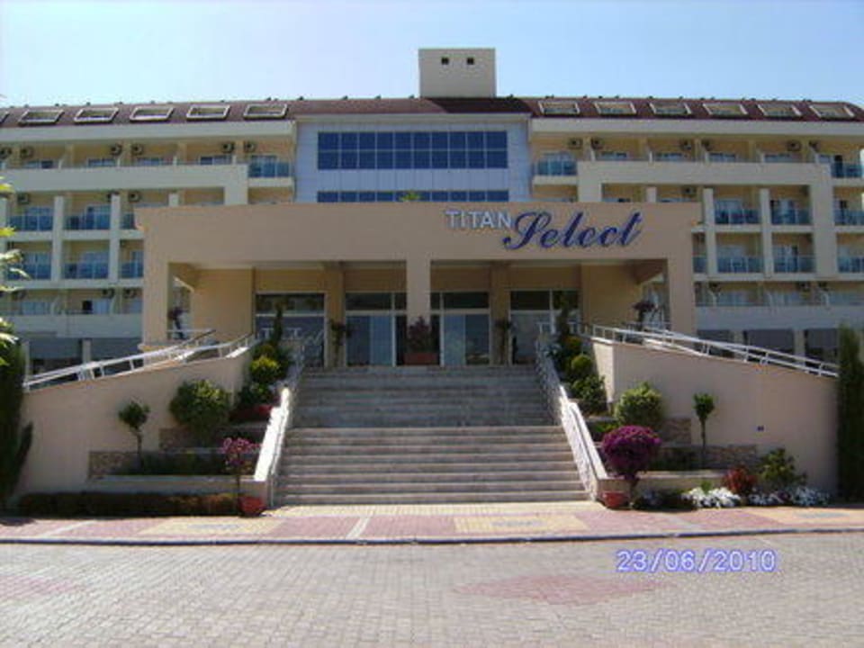 Eingang Solivia Hotel