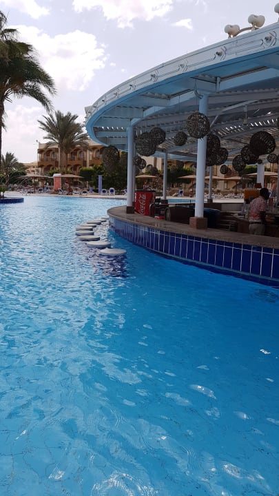 Swim Up Bar Desert Rose