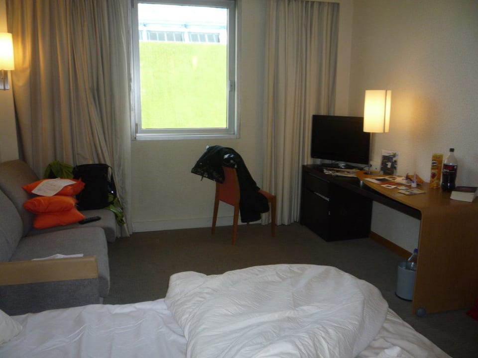 Unser Zimmer, andere Richtung Novotel Paris Centre Bercy