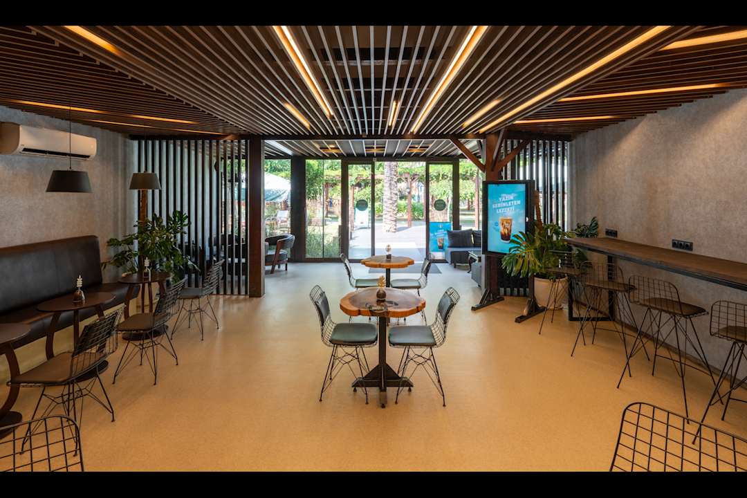 Sonstiges Kamelya Aishen Club