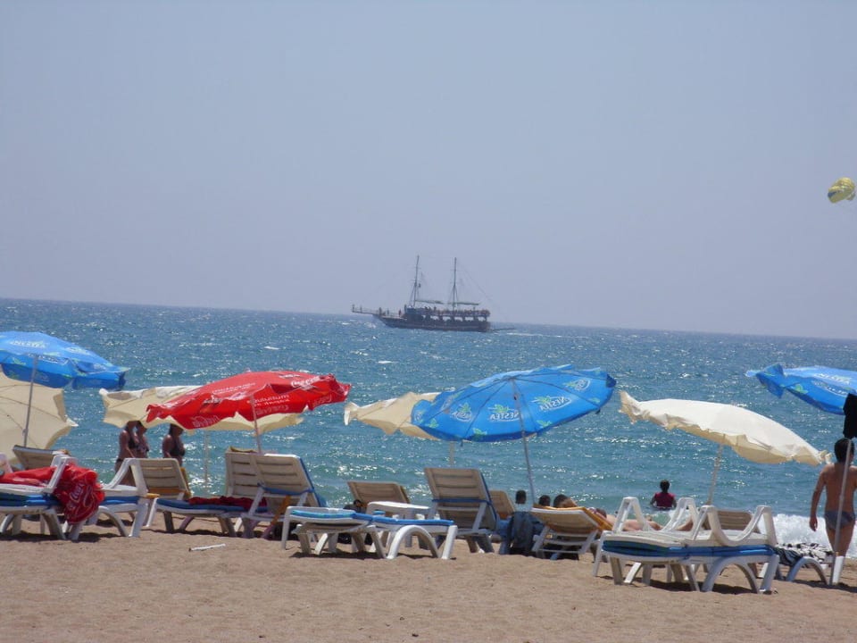 Strand New Garden Hotel Side