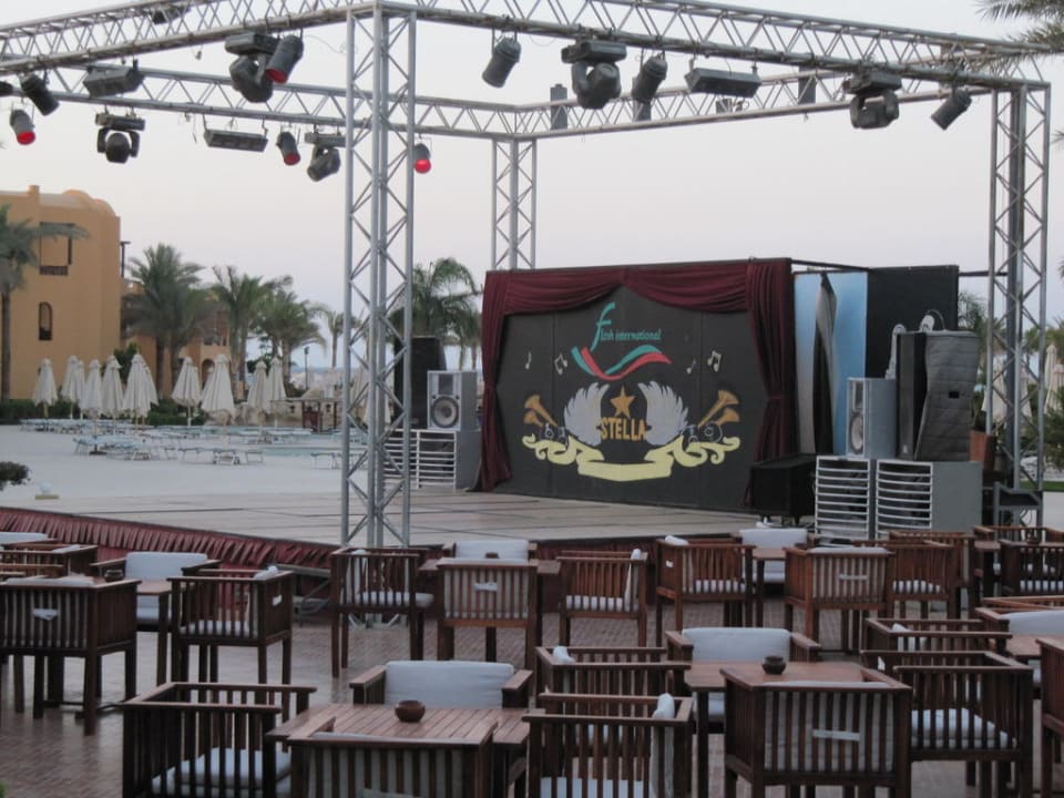 Bühne Abendprogramm Stella Beach Resort & Spa Makadi Bay