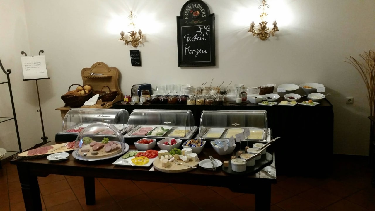 Frühstücksbüffet Hotel garni Bellevue