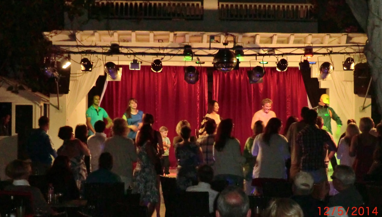 Animateure im Einsatz - Clubdance The Orangers Beach Resort and Bungalows
