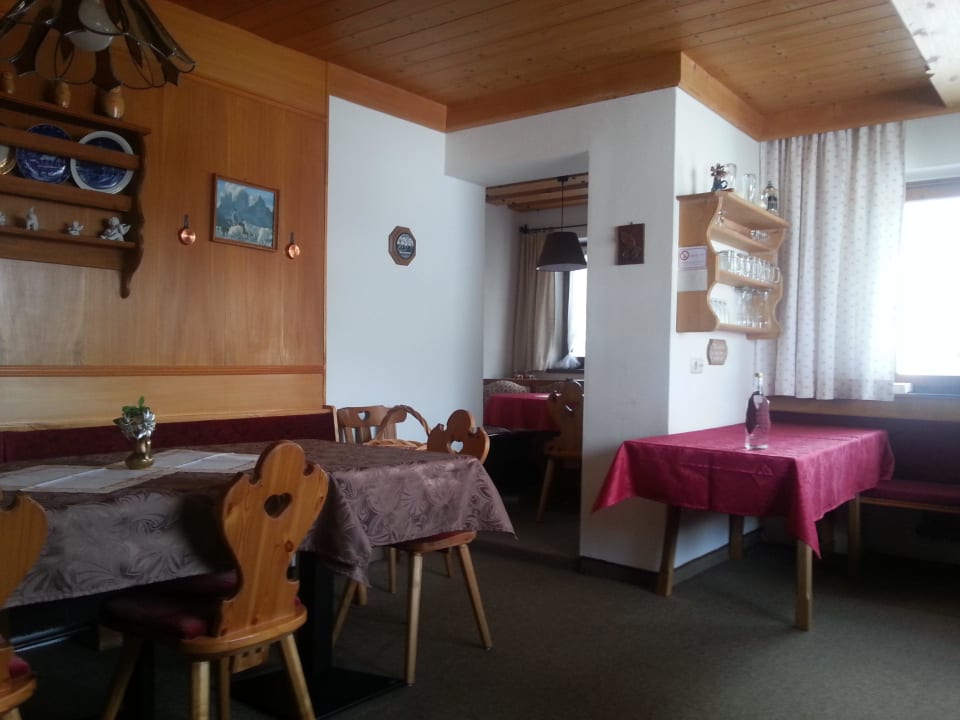 Frühstücksraum Ferienhaus Alpenchalet Heuberger