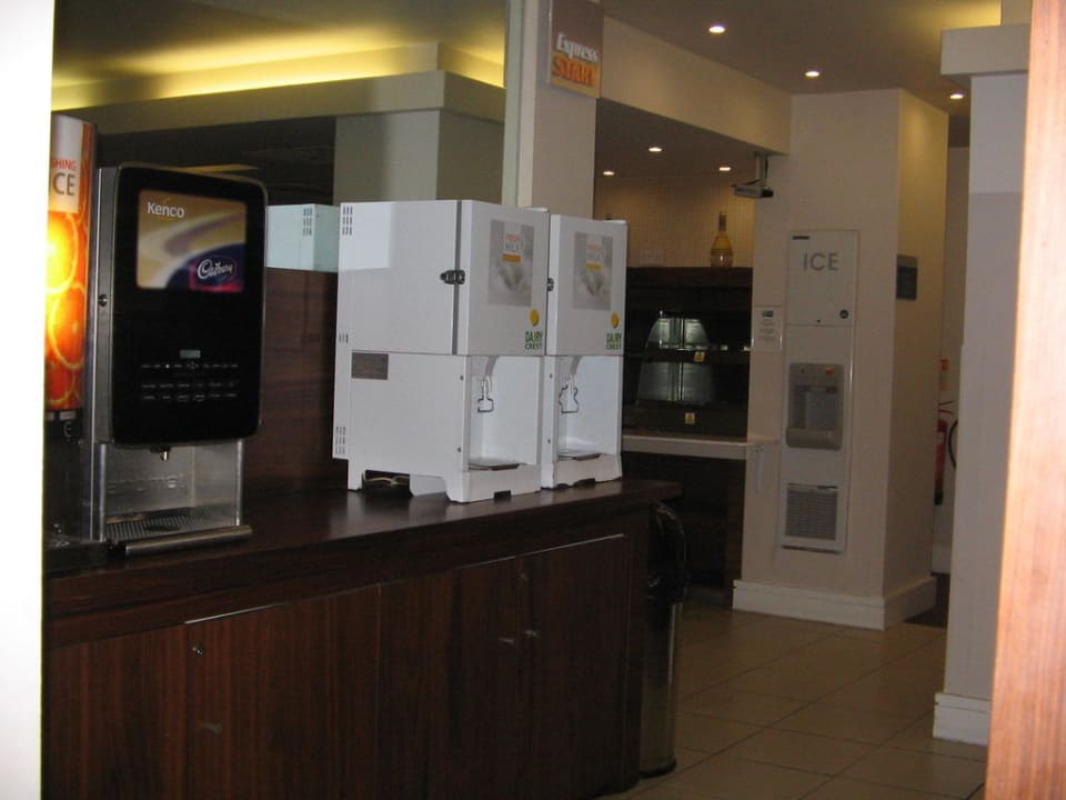 Buffet Holiday Inn Express London Croydon