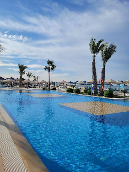 Pool Pickalbatros White Beach Resort