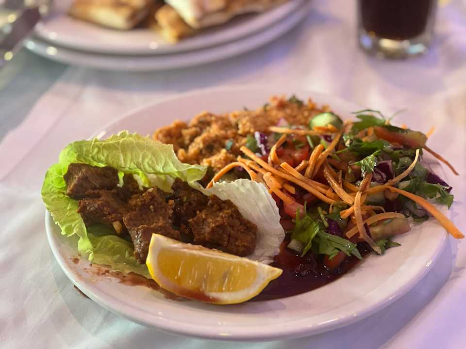 Gastro Kamelya Aishen Club