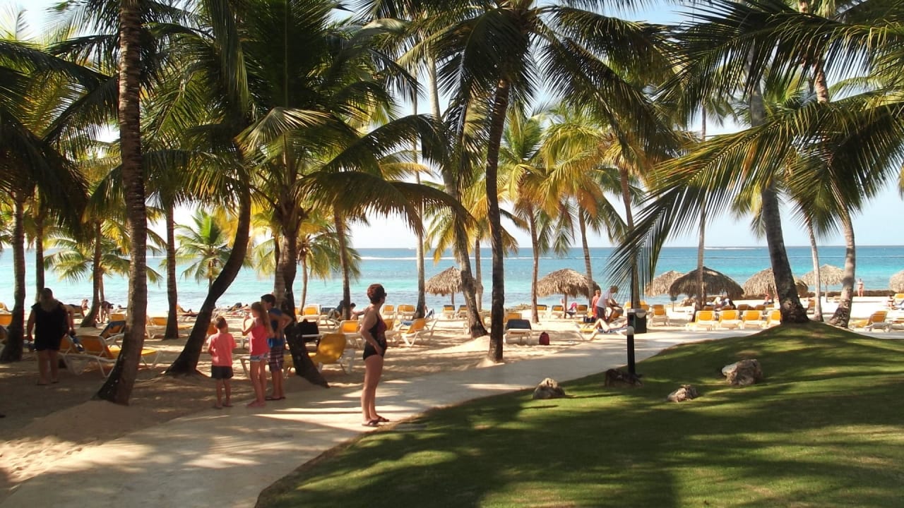 Blick zum Strand Hotel Viva Dominicus Palace by Wyndham-All Inclusive Resort
