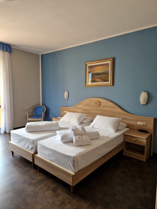 Zimmer Hotel Caravel