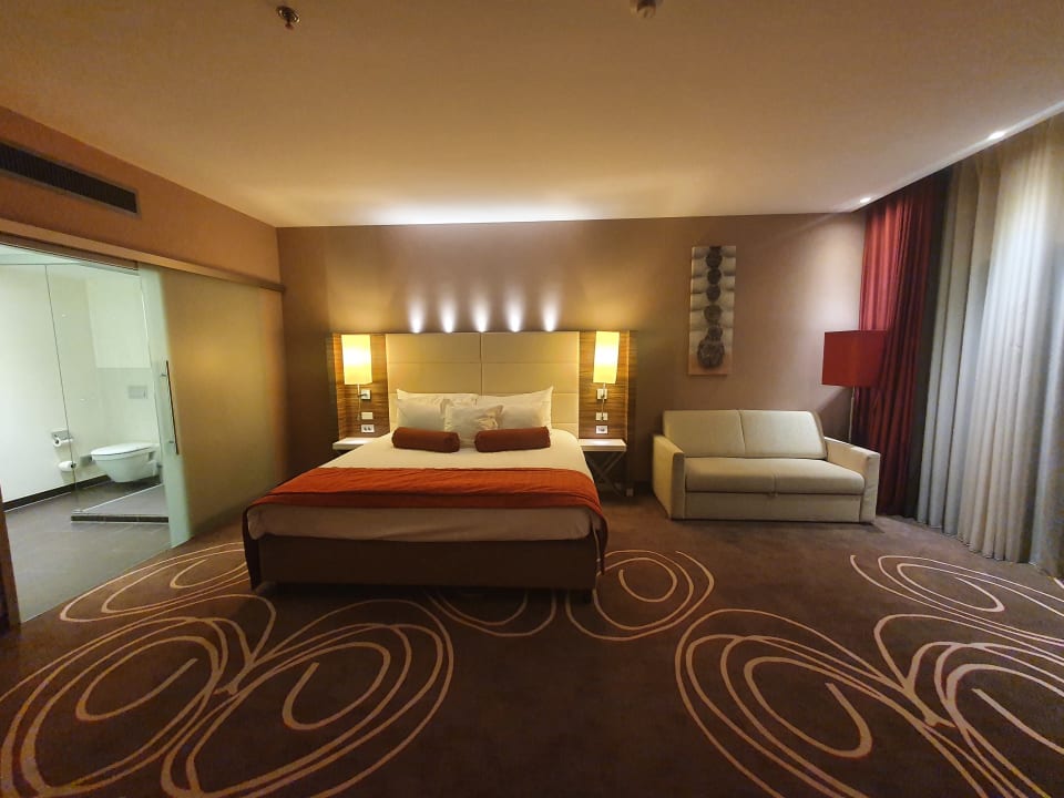 Zimmer Hotel Ramada Pitesti