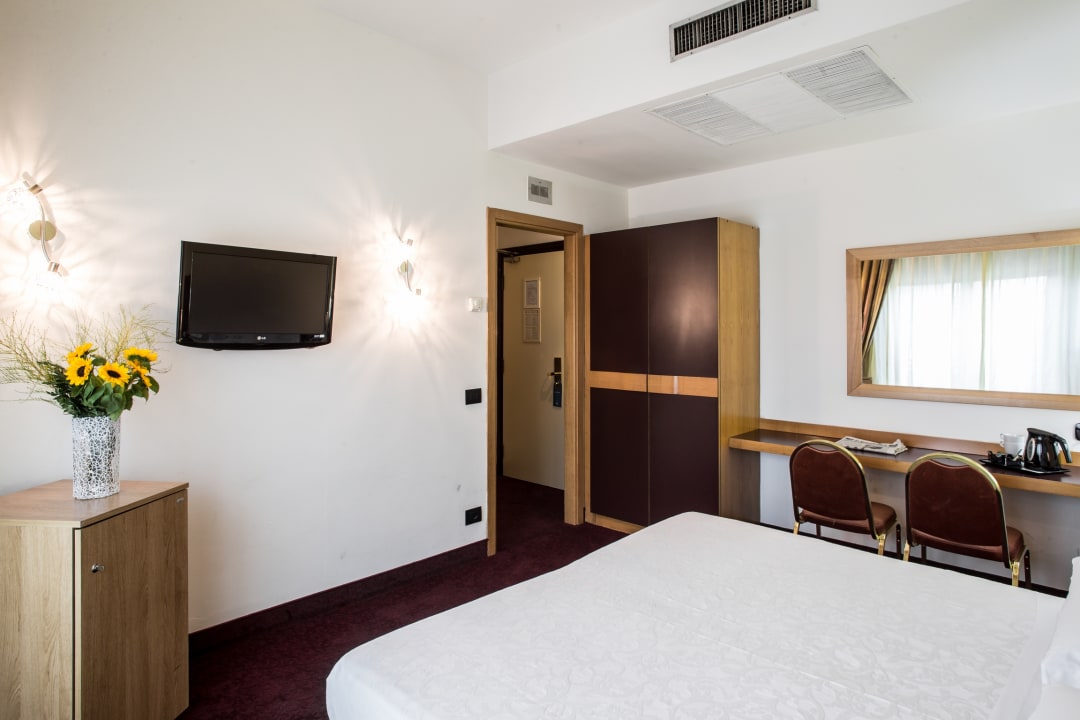 Zimmer Hotel Mirage Florence