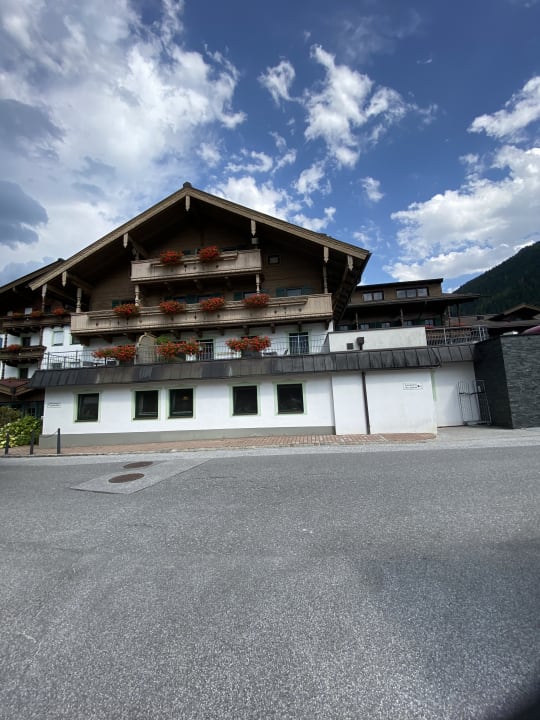 Außenansicht Kinderhotel Felben