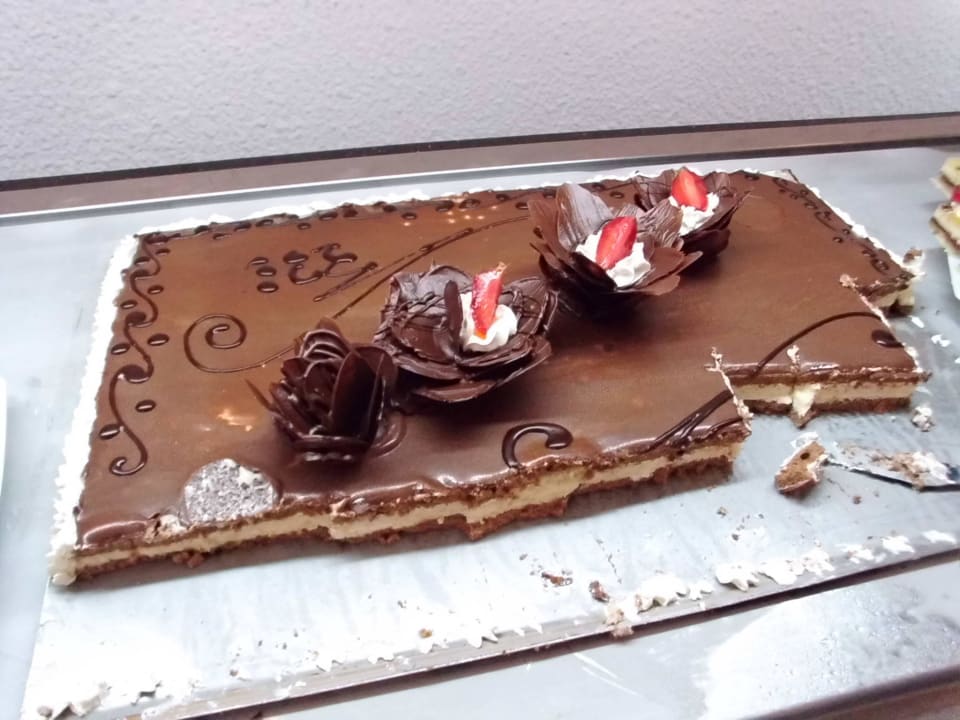 Vom Kuchenbuffet Sahara Beach Aquapark & Resort