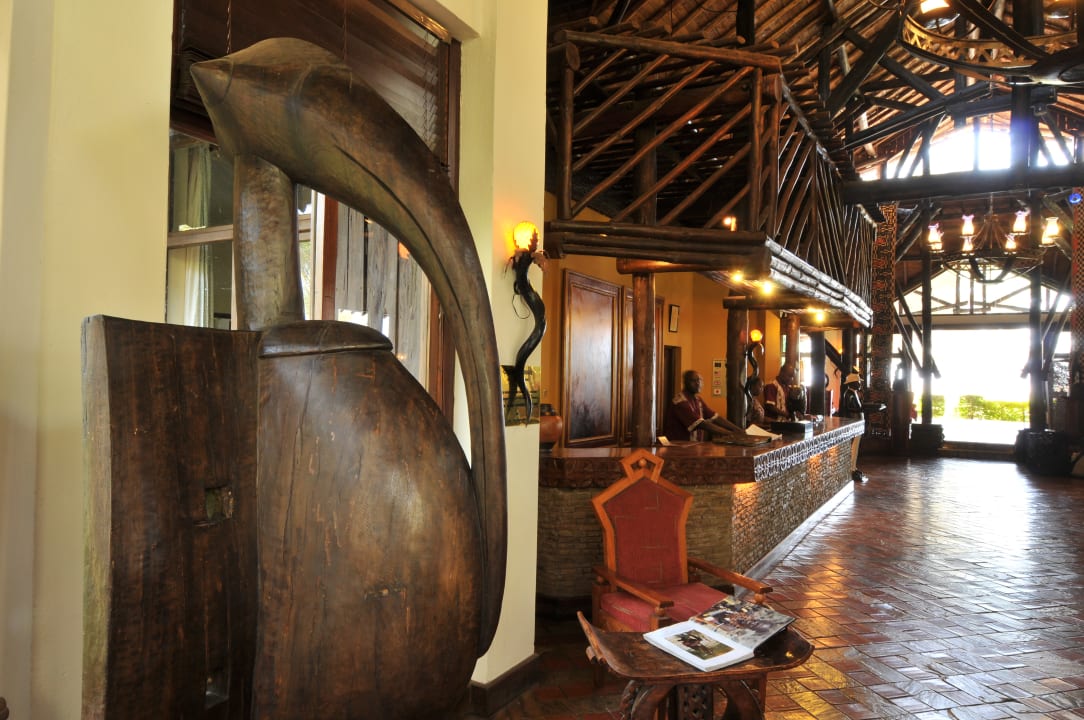 Lobby Ol Tukai Lodge
