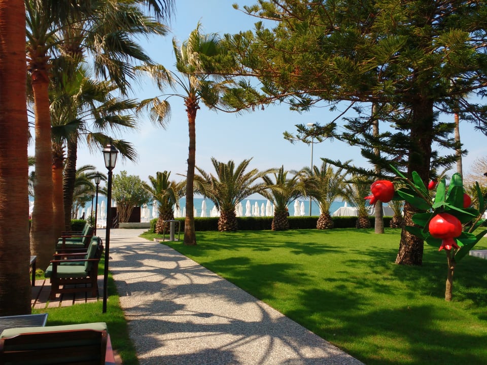 Gartenanlage Nerton Hotel - Erwachsenenhotel ab 16 Jahren