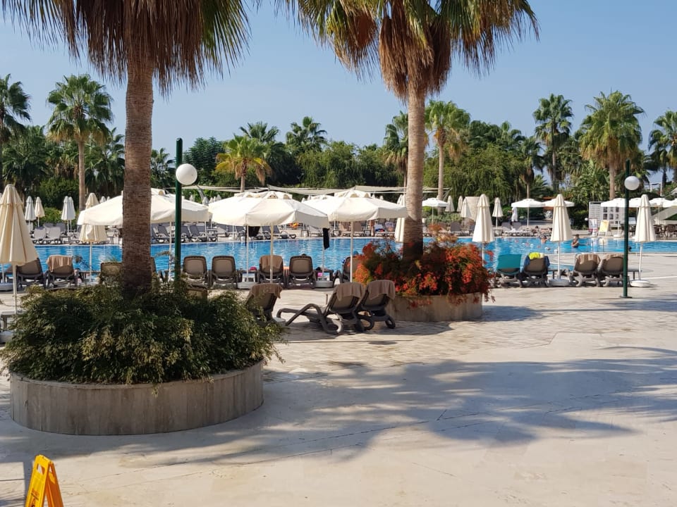 Pool VONRESORT Golden Coast