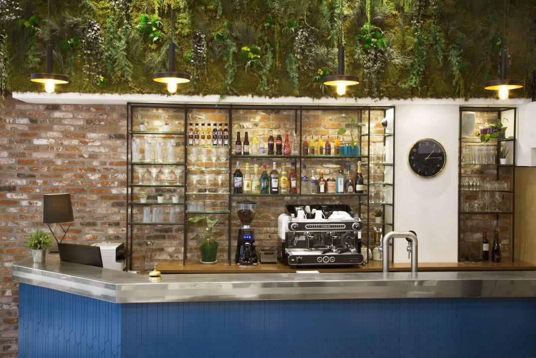 Lobby Best Western The Playce Hotel by HappyCulture