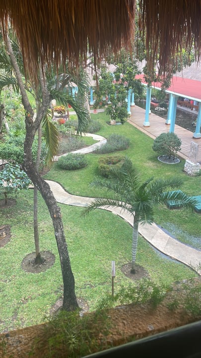 Gartenanlage Iberostar Waves Tucan