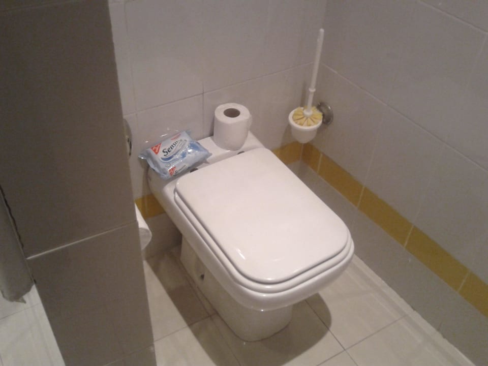 WC Hotel African Queen