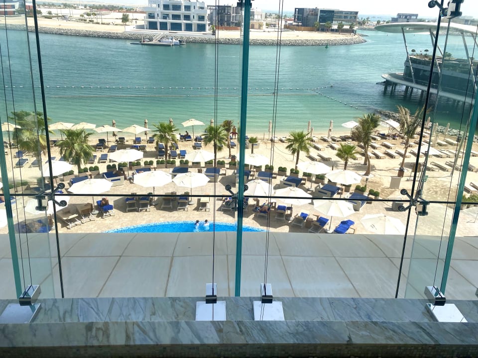 Strand Conrad Abu Dhabi Etihad Towers