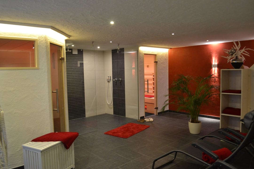 Neuer Wellnessbereich mit Sauna und Infrarotkabin Hotel Forsthaus