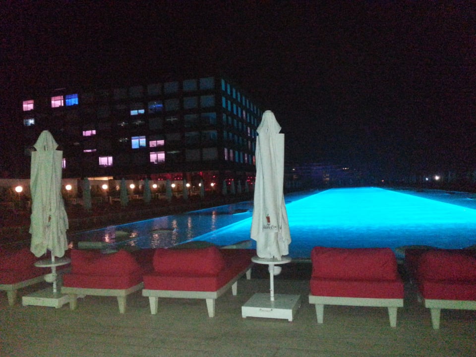 Relaxpool bei Nacht Adam & Eve - Adults only