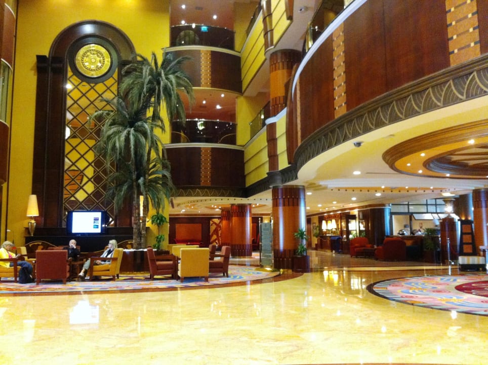 Exclusive Lobby Al Raha Beach Resort & Spa