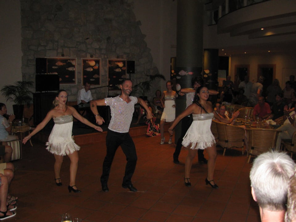 Tanzshow am Abend Pestana Ocean Bay All Inclusive