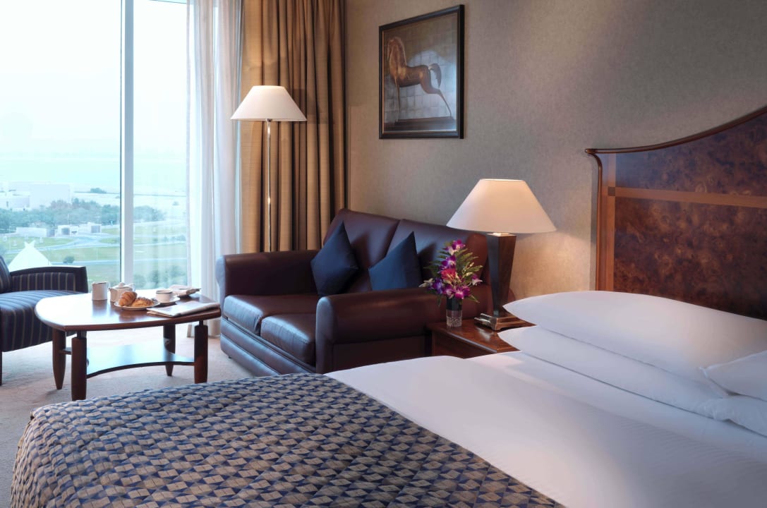 Royal Club  The Diplomat Radisson Blu Hotel, Residence & Spa, Manama