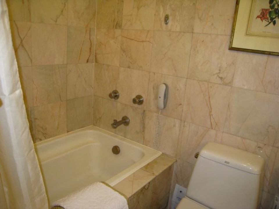 Bad The Arnoma Hotel