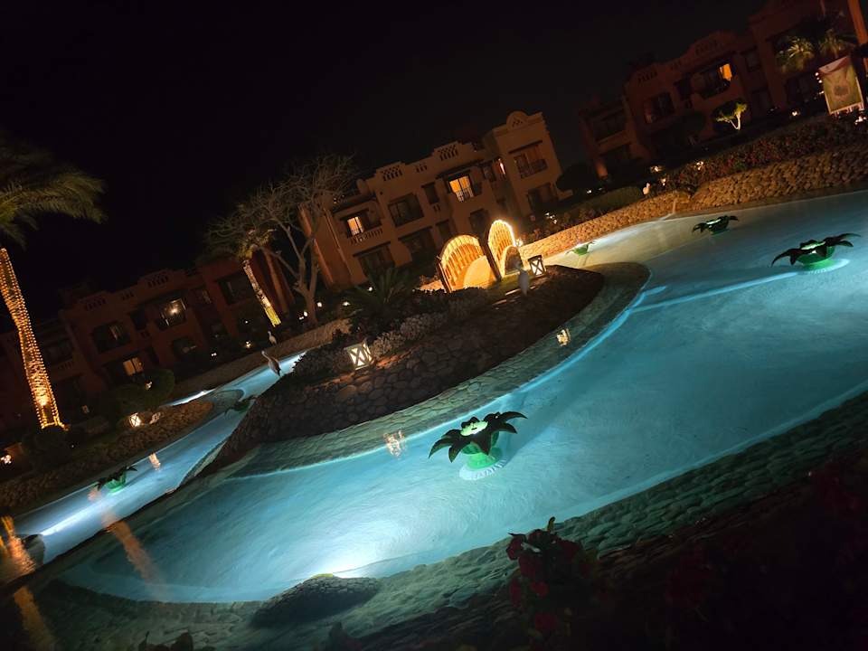 Pool Charmillion Sea Life Resort
