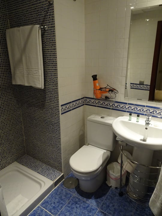 Zimmer Apartments Suites Oficentro