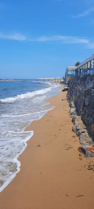 Strand Arina Beach Resort