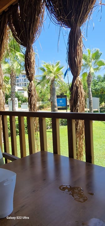 Strand Mary Hotel Side
