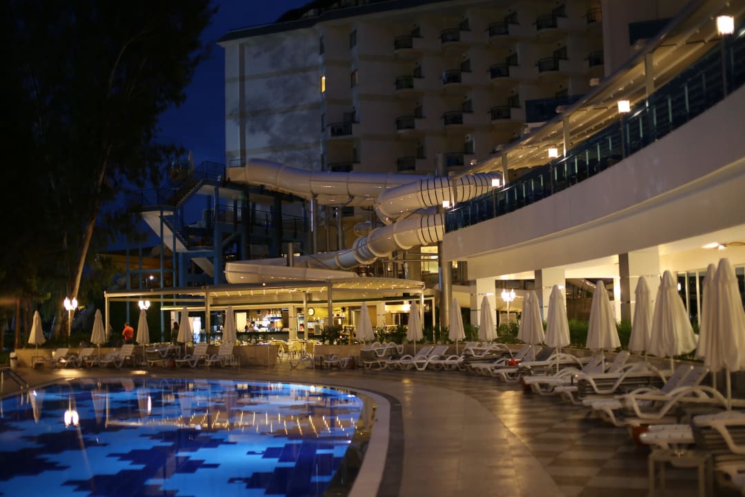 Swimming pool Hotel Botanik Platinum