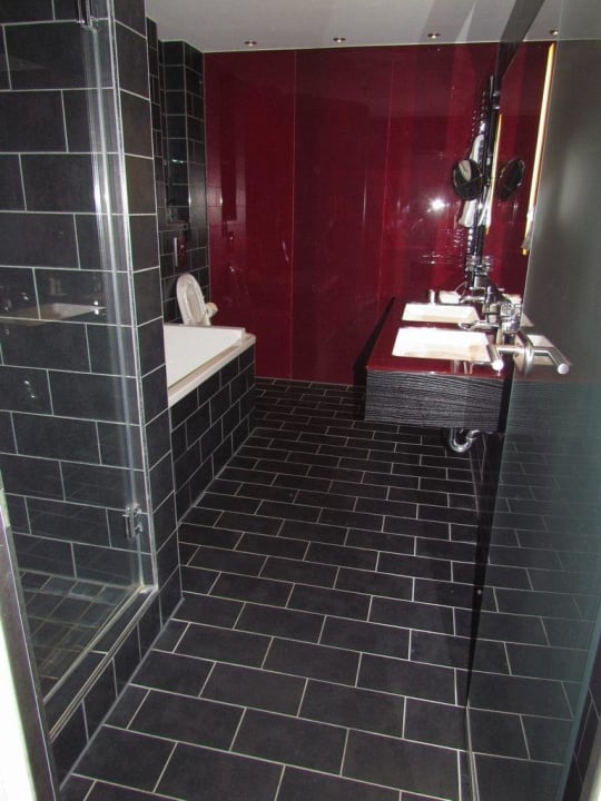 Bathroom of Presidential suite #104 Hotel Scandic Palace Copenhagen