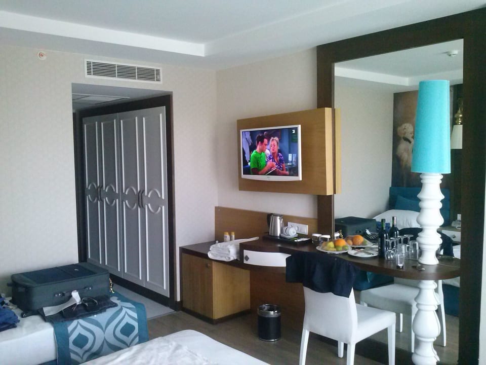 TV, Minibar Dream World Resort & Spa