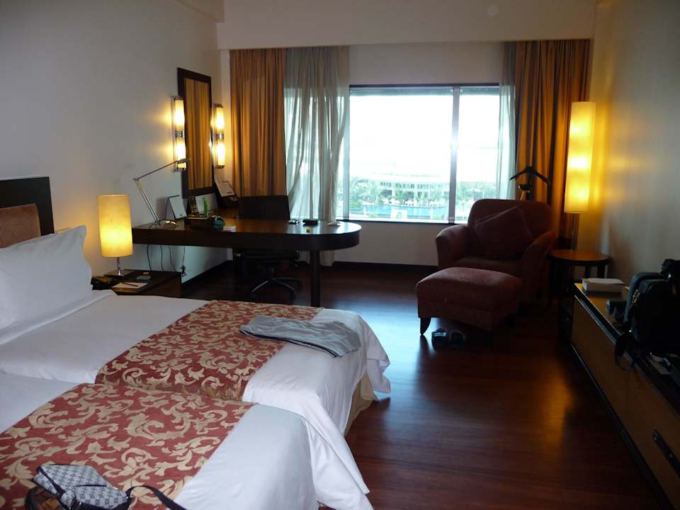 Zimmer 819 Hotelfrontseite z. Strasse Impiana KLCC Hotel